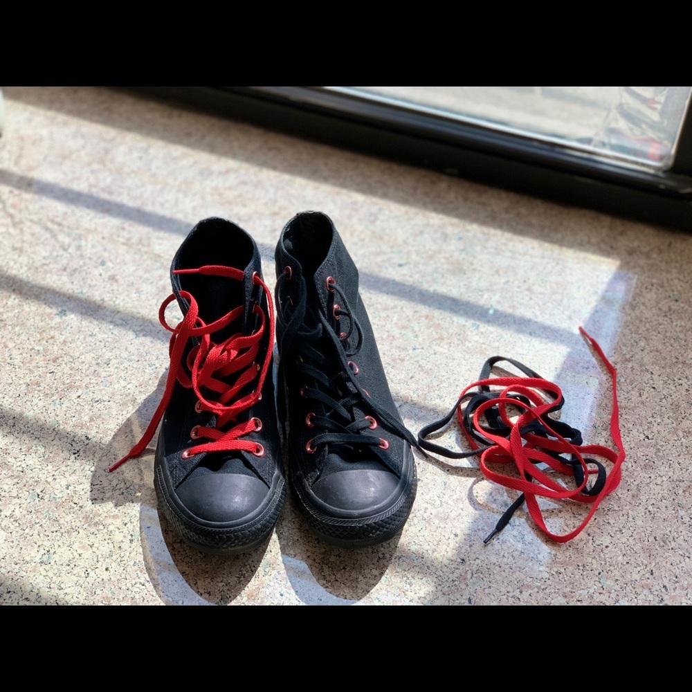 Converse all star chuck Taylor, women size 8